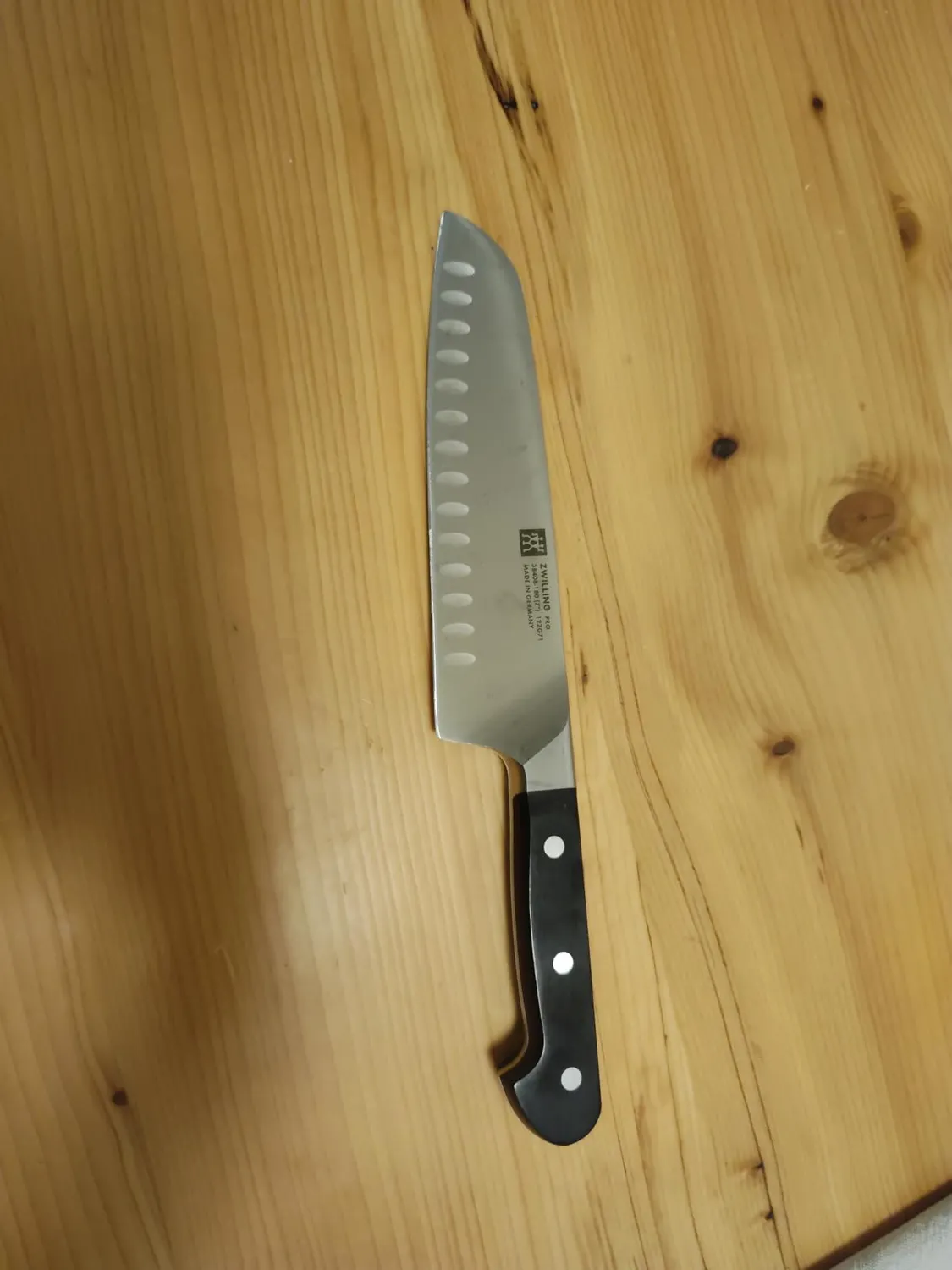 Zwilling Pro Santoku 38408-181-0 Coltello 18 cm Nero