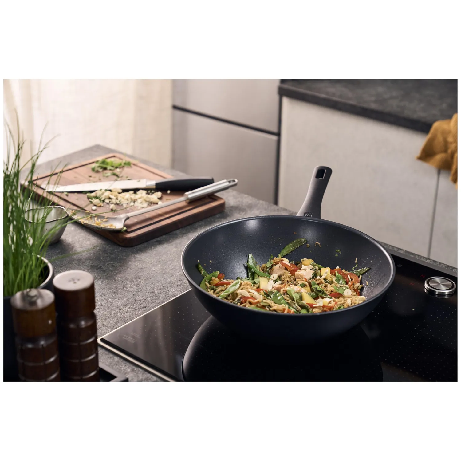 Zwilling Madura Plus wok 28 cm nero ceramica titanio