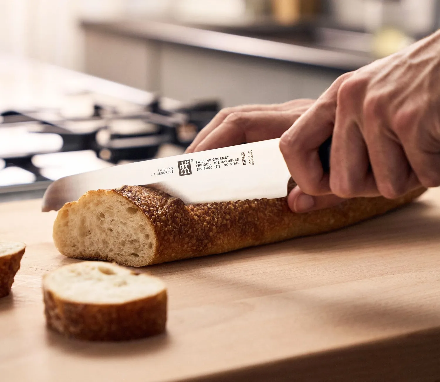 Zwilling coltello pane 20 cm seghettato