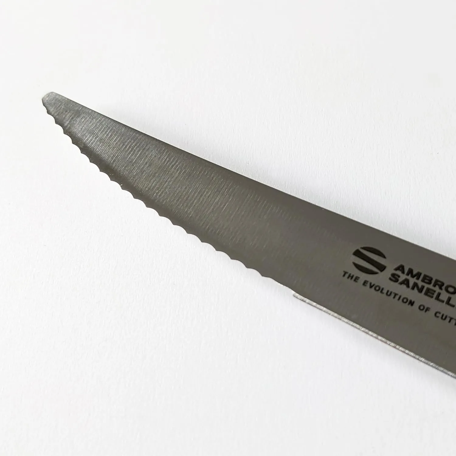 Ambrogio Sanelli Maitre coltello tavola mezza dentata 11 cm