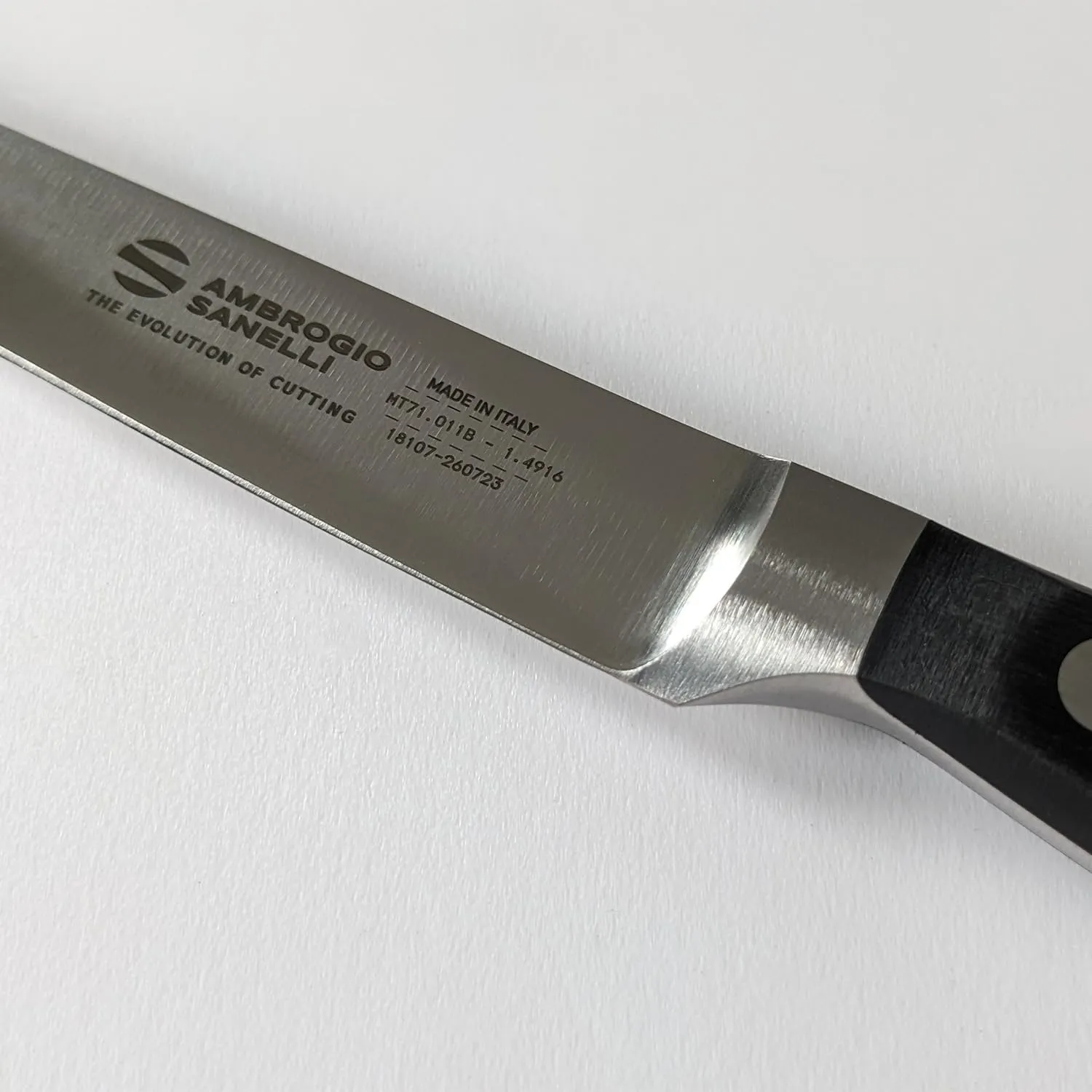 Ambrogio Sanelli Maitre coltello tavola mezza dentata 11 cm
