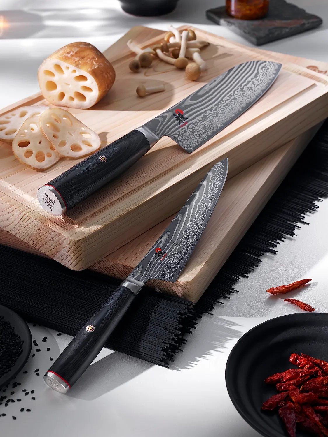 Miyabi 5000 FCD 34684-181 coltello Santoku 18 cm damasco