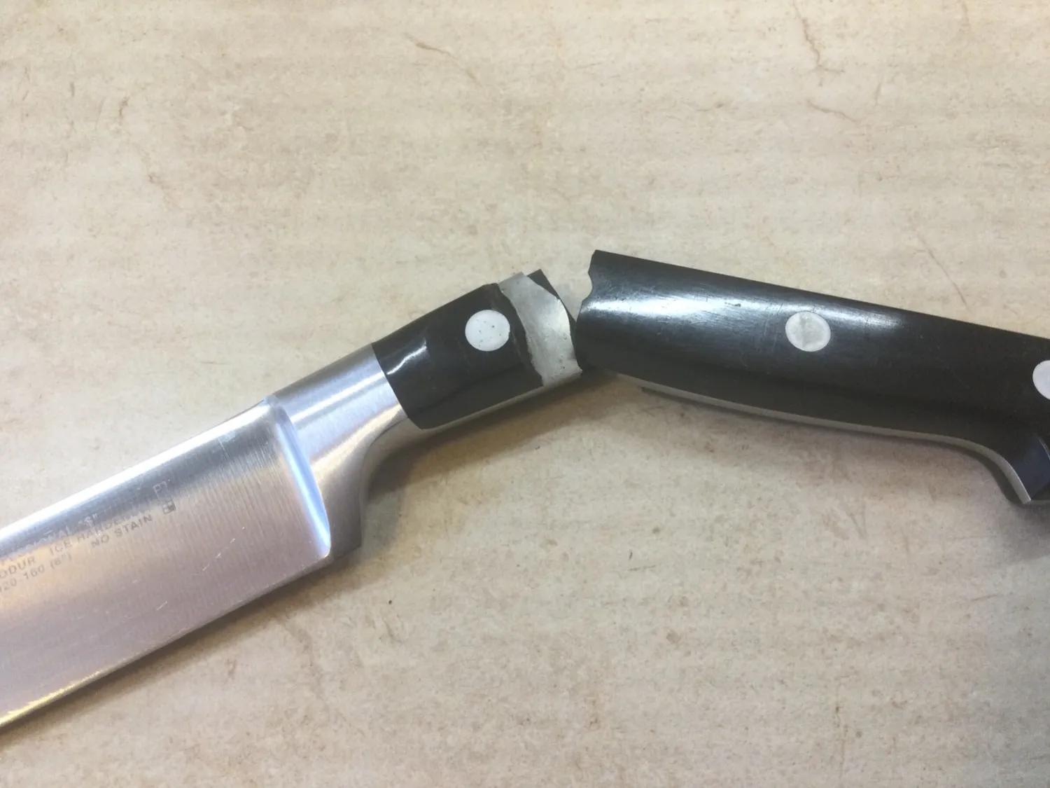 Zwilling Pro Spelucchino Coltello 10,2 cm Forgiato