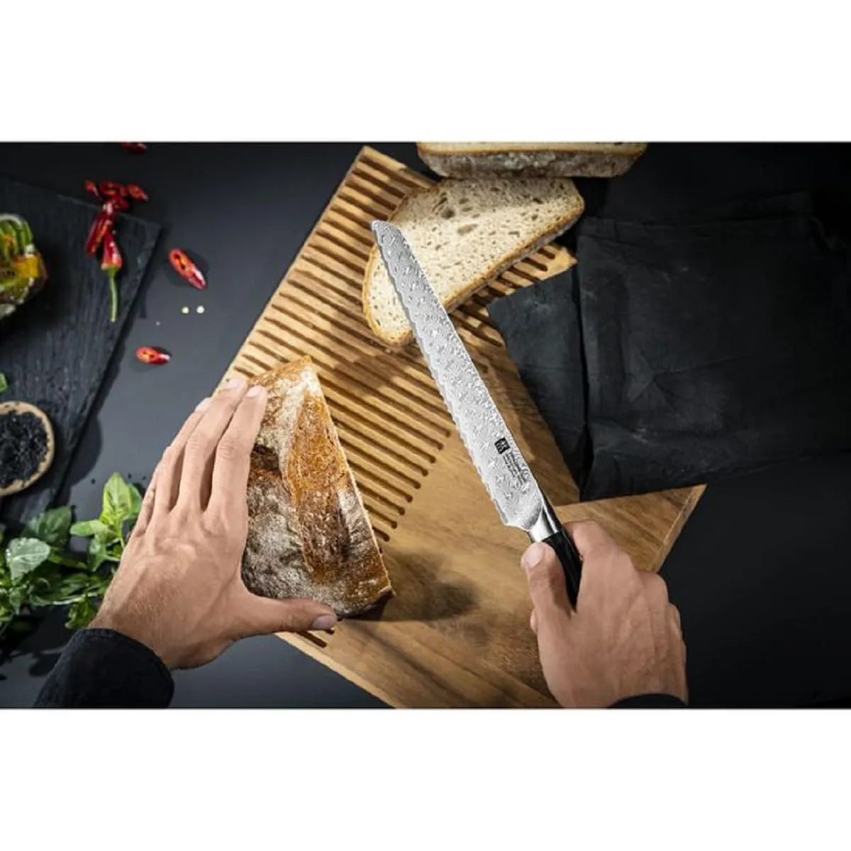Zwilling Takumi 30576-231-0 coltello pane 23 cm damasco