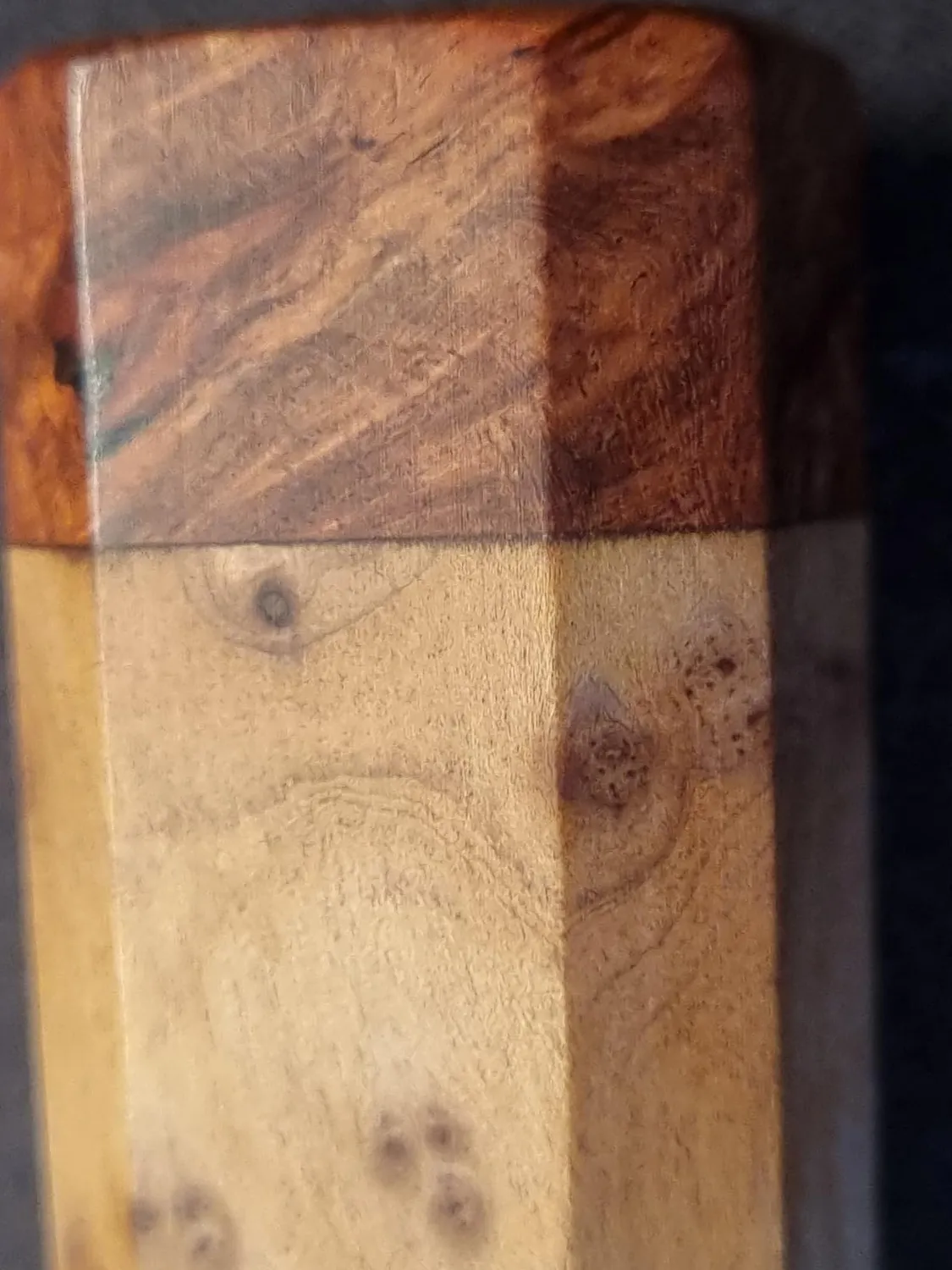 Hezhen Coltello Universale Damasco 14 cm Legno Scatola